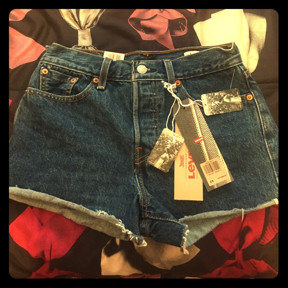 Levi shorts
